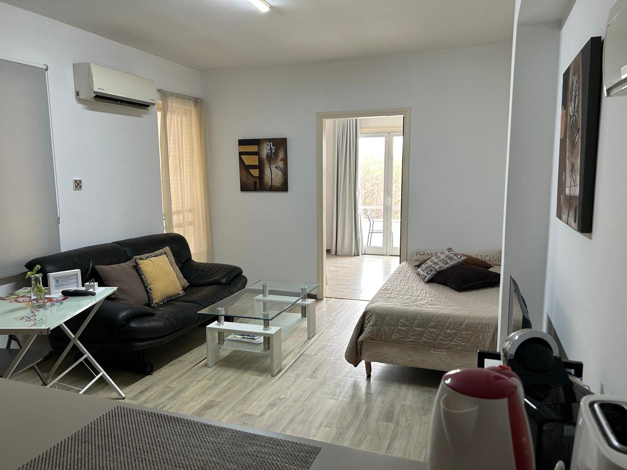 Apartamento Downtown Living By 'Flats Nicosia' Exterior foto