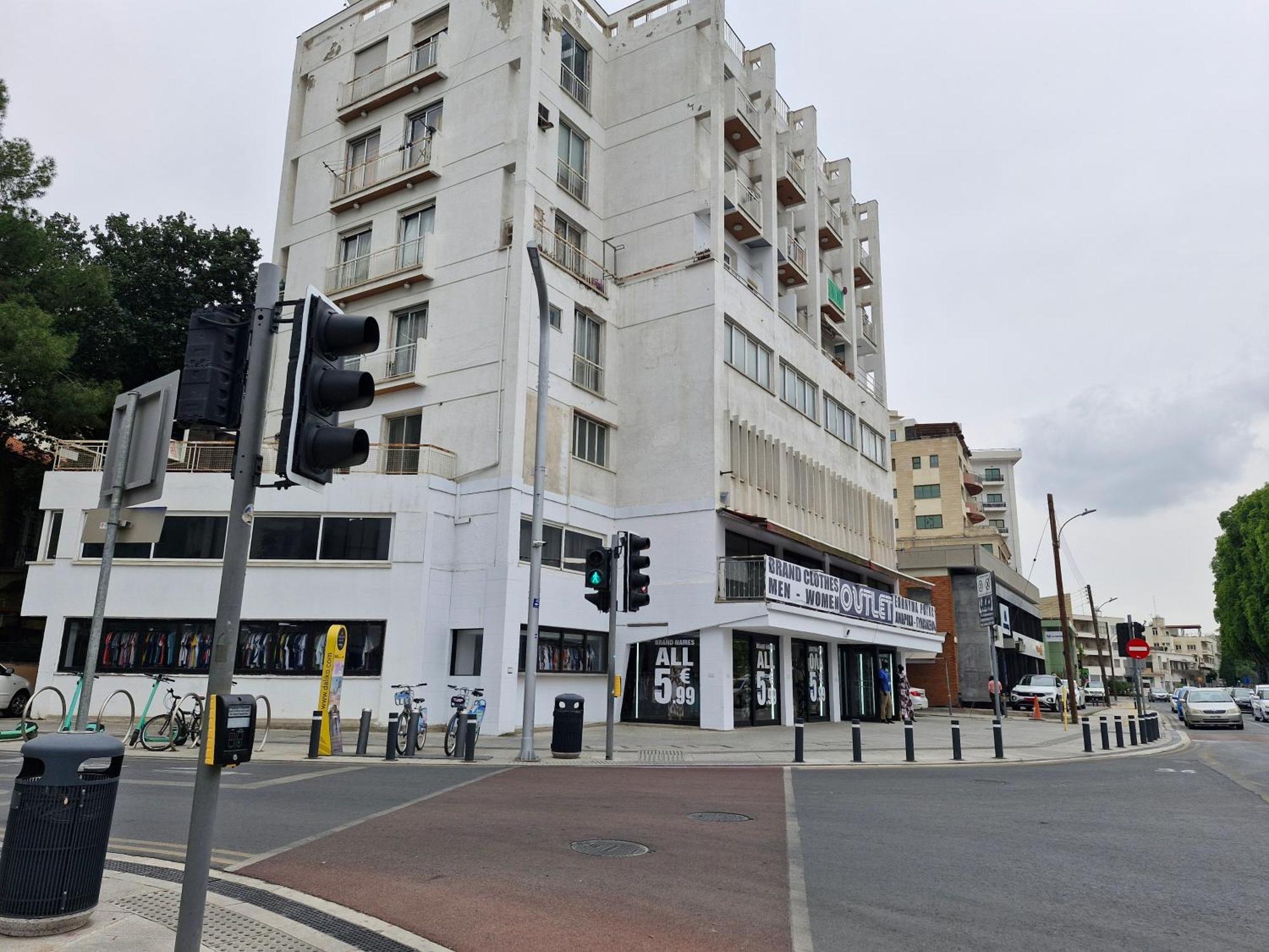 Apartamento Downtown Living By 'Flats Nicosia' Exterior foto